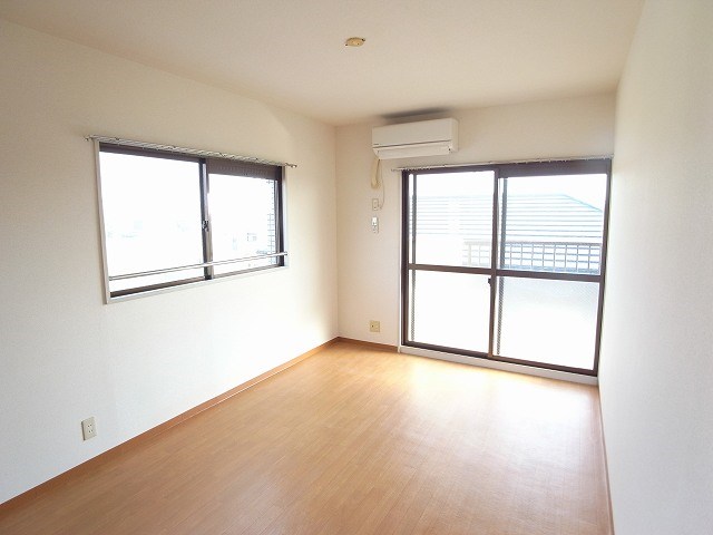 居室・リビング　同タイプ