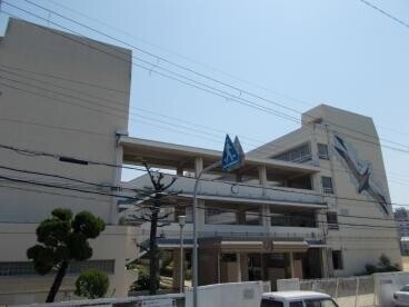 中学校　茨木市立天王中学校（中学校）まで1051m