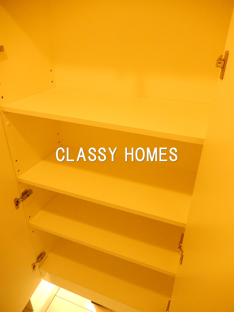 玄関　2012年竣工　レジデンス高輪台：玄関収納