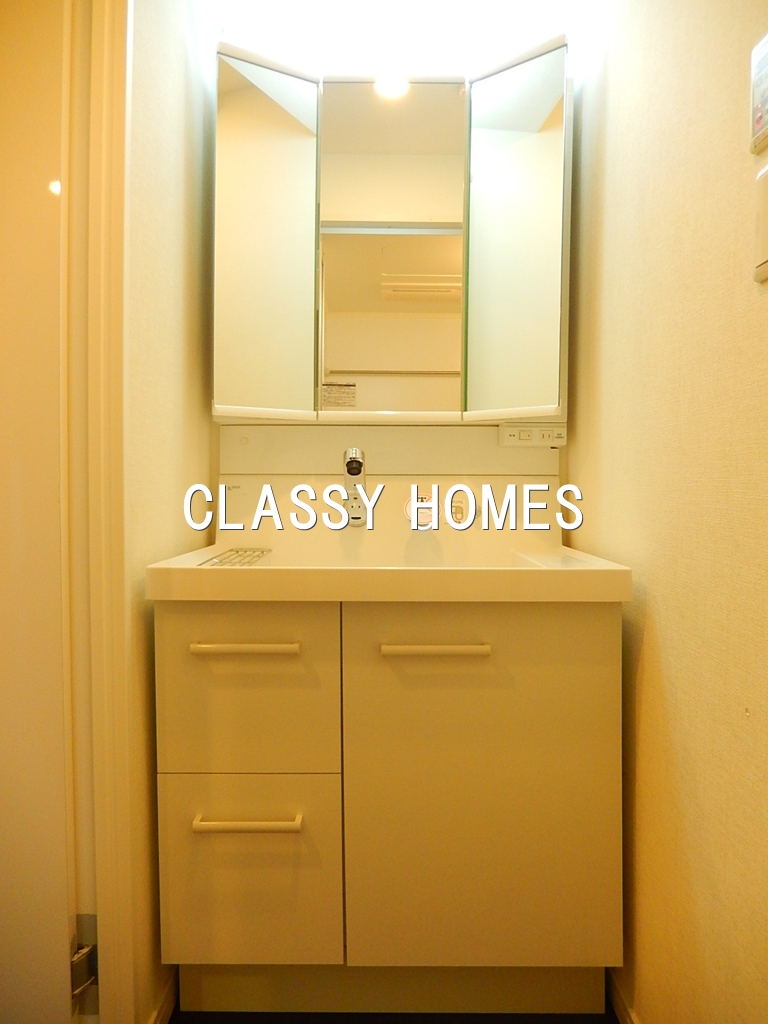 洗面設備　2012年竣工　レジデンス高輪台：洗面台