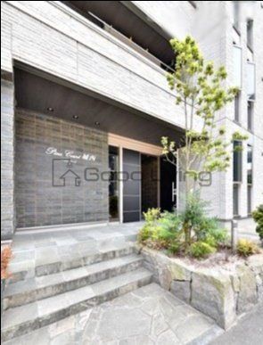 建物外観　エントランス