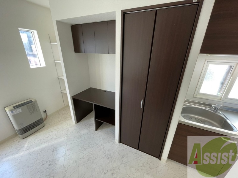 収納　クローゼットがありました。お洋服や荷物はここへ