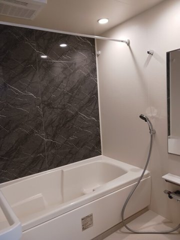 バス・シャワールーム　お風呂です