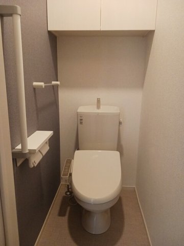 トイレ　ゆったりとした空間のトイレです
