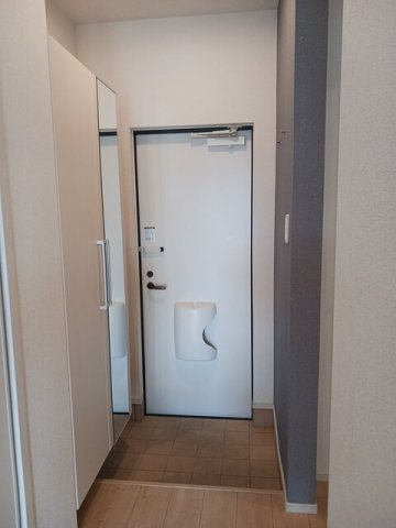 玄関　落ち着いた玄関です