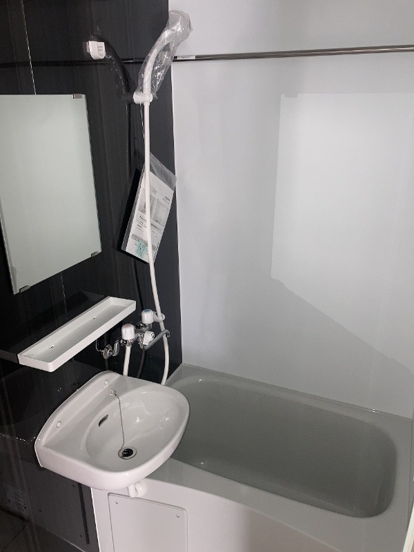 バス・シャワールーム　バス