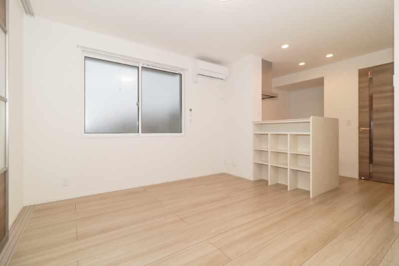 居室・リビング　図面と現状に相違がある場合には現状を優先