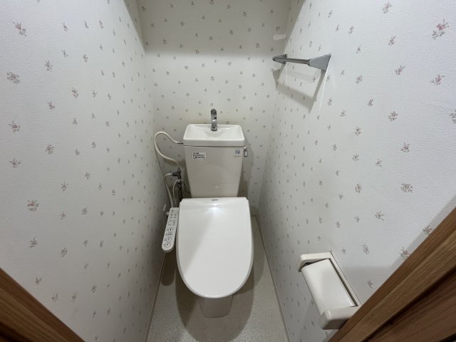 トイレ　別部屋参考