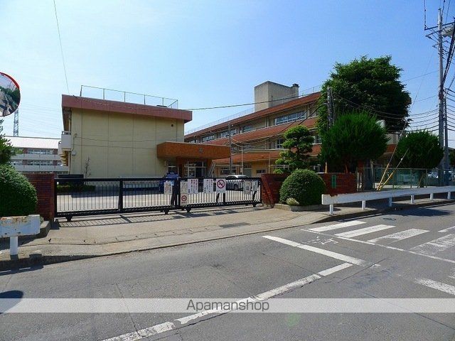 小学校　太田市立宝泉小学校（小学校）まで750m
