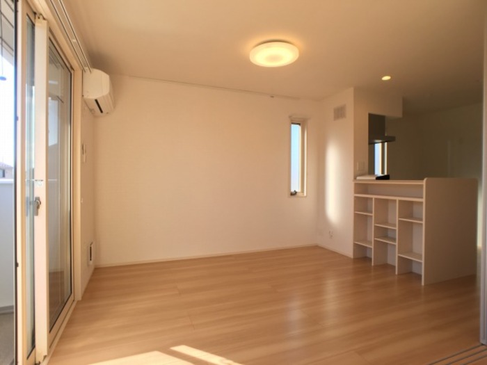 居室・リビング　リビング（全室照明器具付き）