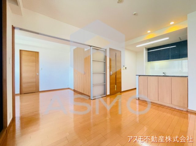 居室・リビング　同マンション別部屋　参考写真