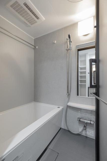 バス・シャワールーム　バス