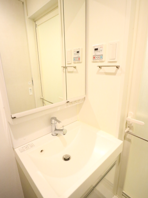 洗面設備　※参考写真