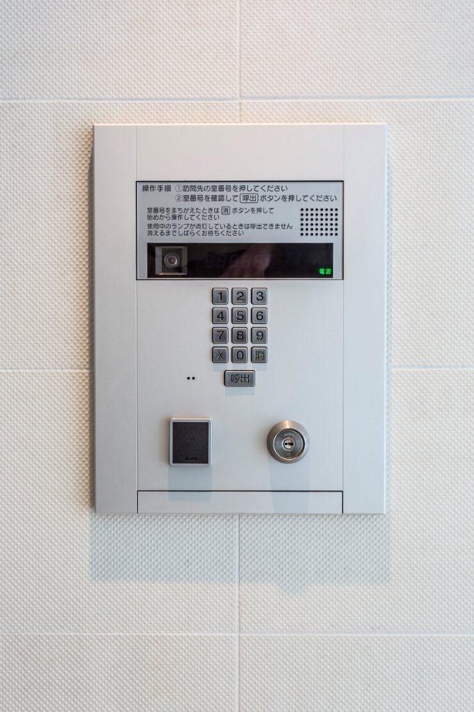 セキュリティ　オートロック　※参考写真