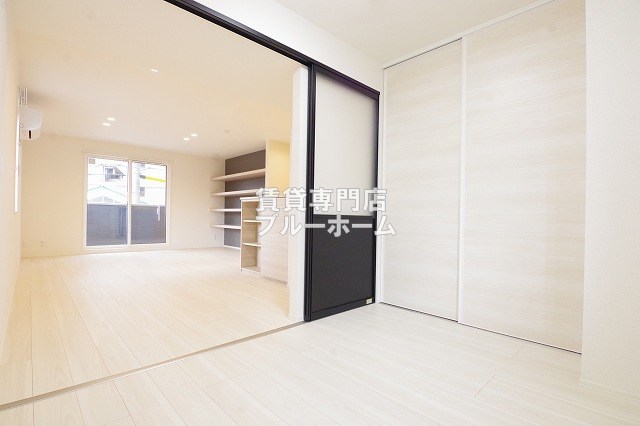 その他　3.7帖の広い洋室です！