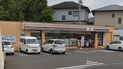 コンビニ　セブンイレブン（コンビニ）まで500m