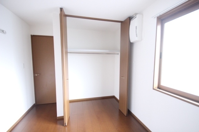収納　※別号室の写真です