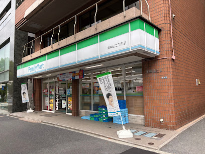 コンビニ　ファミリーマート 東神田二丁目店（コンビニ）まで58m