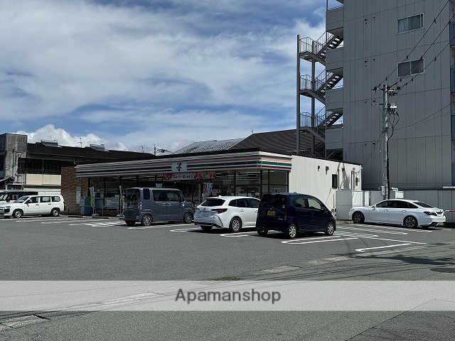 コンビニ　セブンイレブン田崎市場店（コンビニ）まで450m