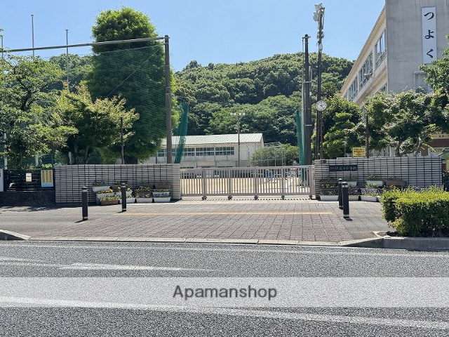 小学校　熊本市立春日小学校（小学校）まで1000m