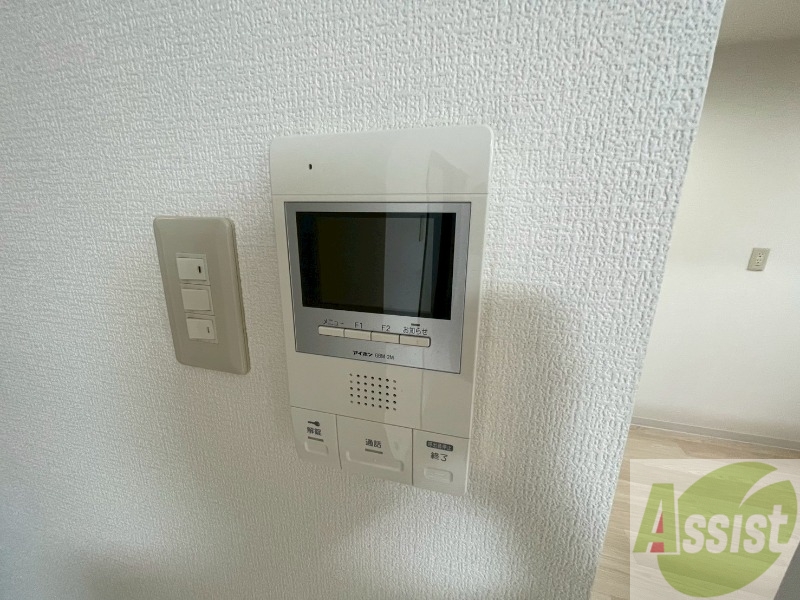 セキュリティ　インターホンで来客確認ができます。安心ですね。