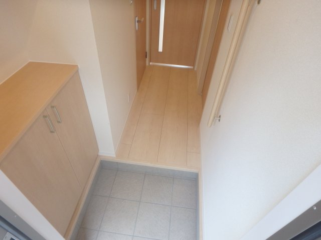 玄関　シンプルで使いやすい玄関です