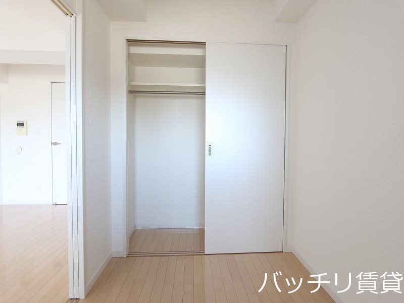 収納　別号室写真の為、現況を優先致します。