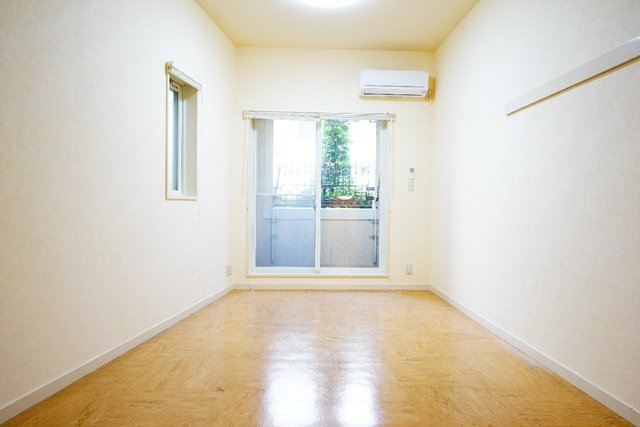 居室・リビング　居間※別部屋参考写真