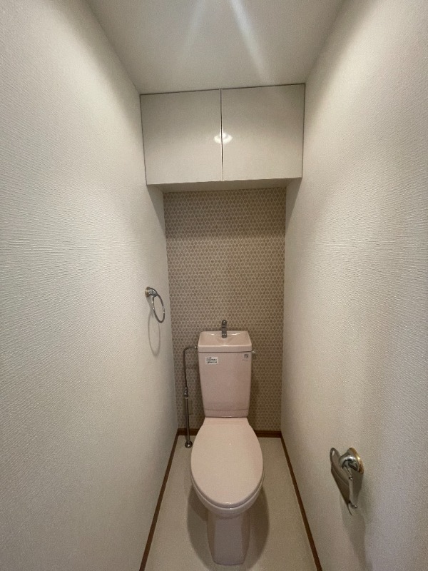 トイレ　※同物件・別部屋
