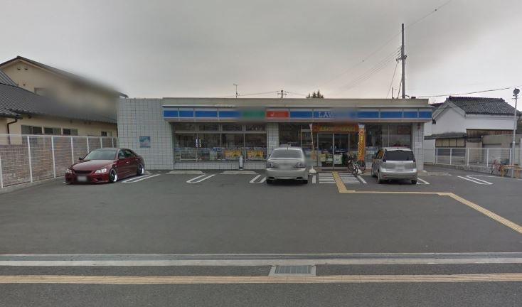 コンビニ　ローソン姫路五軒邸店（コンビニ）まで400m