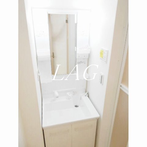 洗面設備　洗面台です。