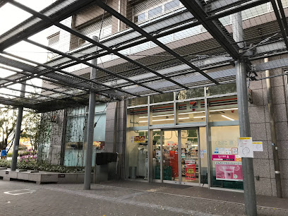 コンビニ　セブン－イレブン勝どきグロウスタウン店（コンビニ）まで184m