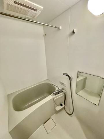 バス・シャワールーム　別部屋参考写真