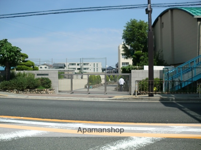 小学校　茨木市立春日小学校（小学校）まで500m
