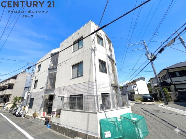 建物外観　敷地内に住居者専用のごみ置き場あります！