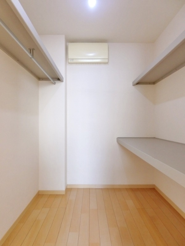 収納　図面と現状に相違がある場合には現状を優先