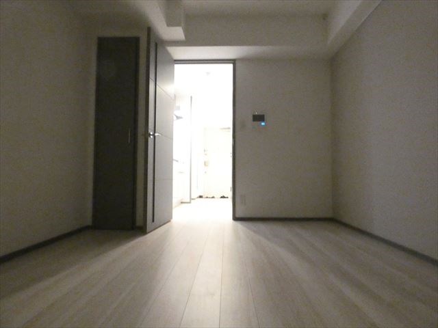 居室・リビング　※他号室参考写真です。