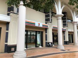 コンビニ　セブンイレブン横浜平沼橋駅前店（コンビニ）まで156m