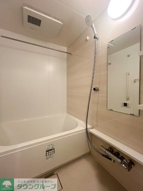 バス・シャワールーム　※写真は同タイプ住戸です。