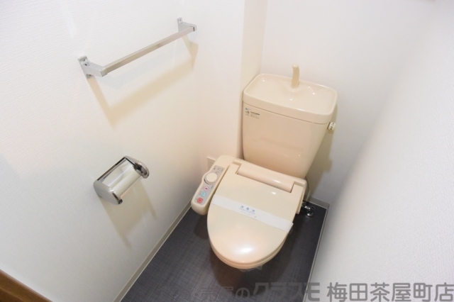 トイレ　ウォシュレット付きトイレ