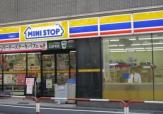 コンビニ　ミニストップ 南大塚2丁目店（コンビニ）まで446m