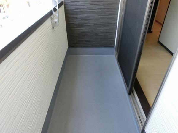 バルコニー　採光良好！