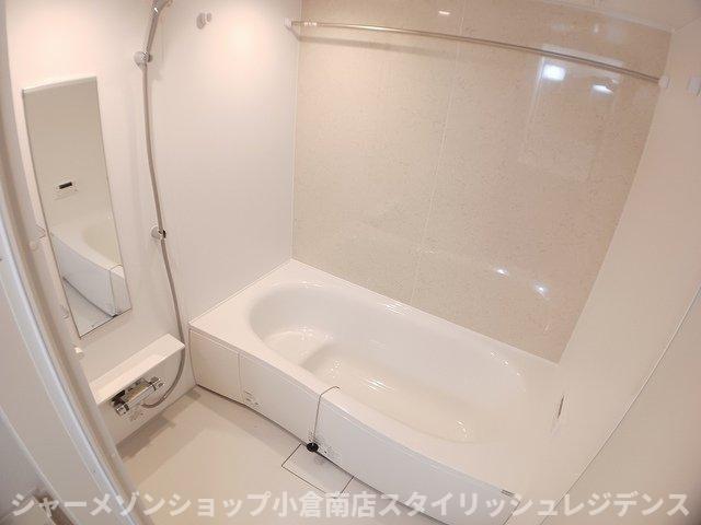 バス・シャワールーム　お風呂です
