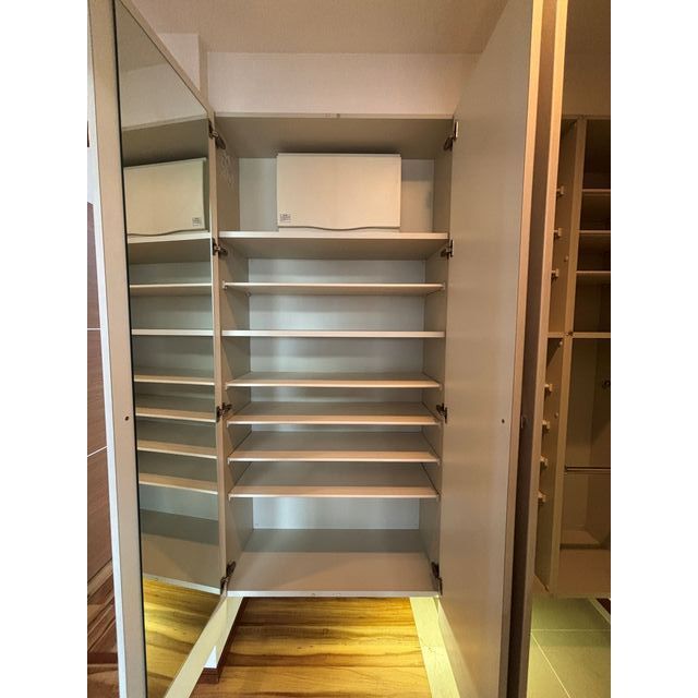 収納　シューズボックス