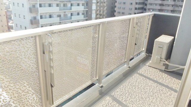 バルコニー　南西向きのバルコニーです