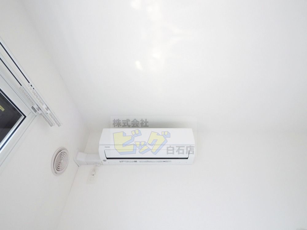 その他設備　エアコン完備で暑い夏も快適です♪