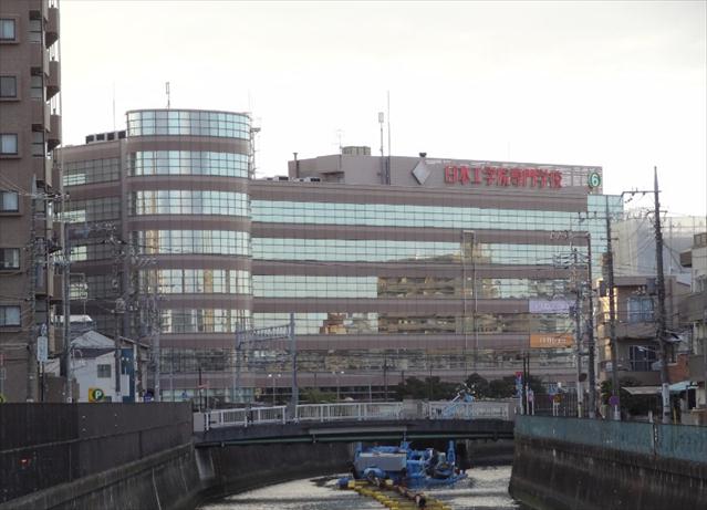 高校・高専　日本工学院専門学校（高校・高専）まで400m