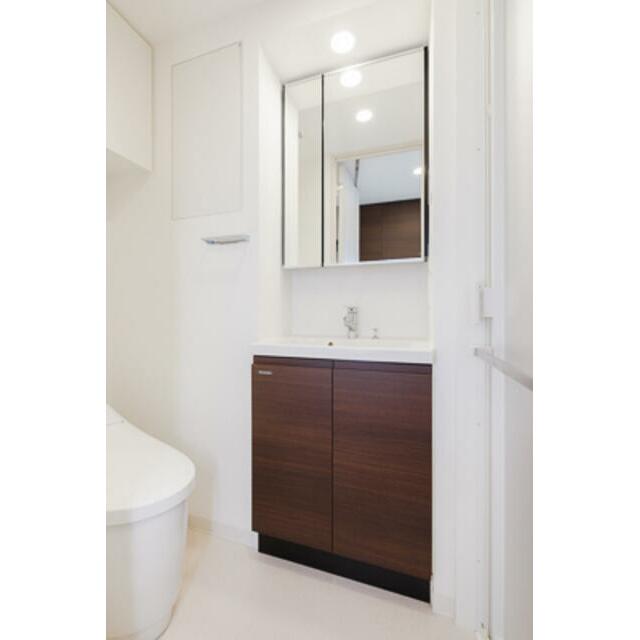 洗面設備　※写真は同タイプ住戸です。
