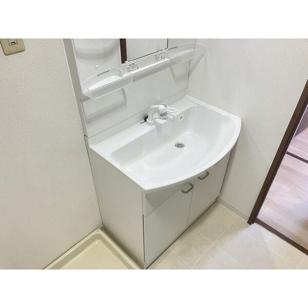 洗面設備　別室の参考写真です。※現況優先