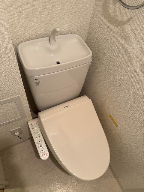 トイレ　?